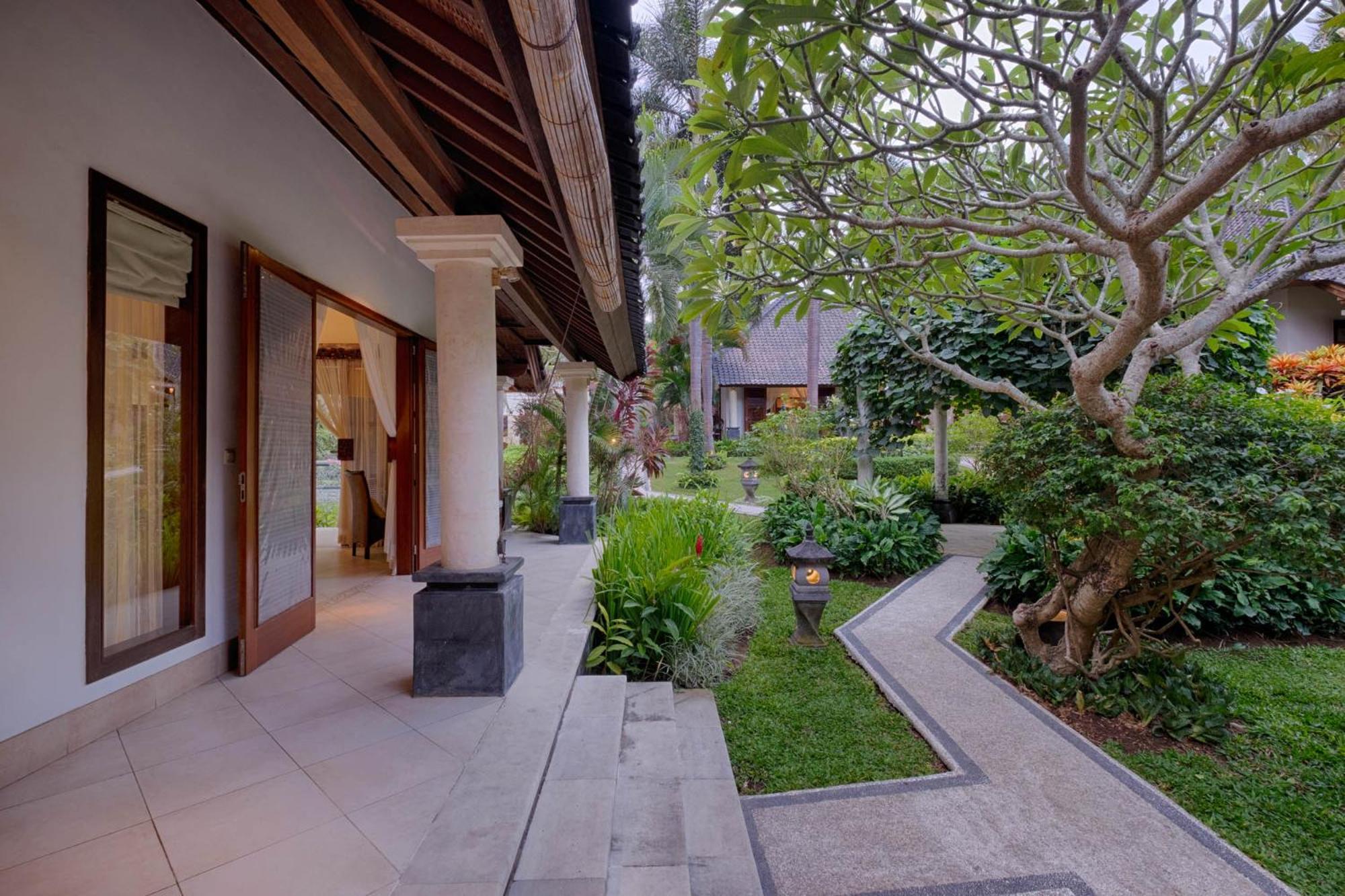Kutus Kutus Saba Beach Villa Yogyakarta Exterior foto
